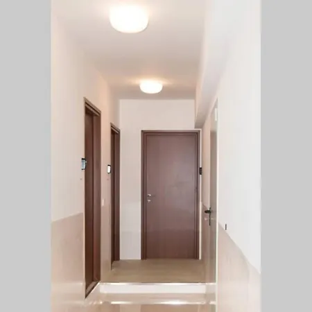 New Luxury Apt- Syntagma Historic Center - Daphne Lejlighed Athen